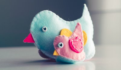 Felt toy birds