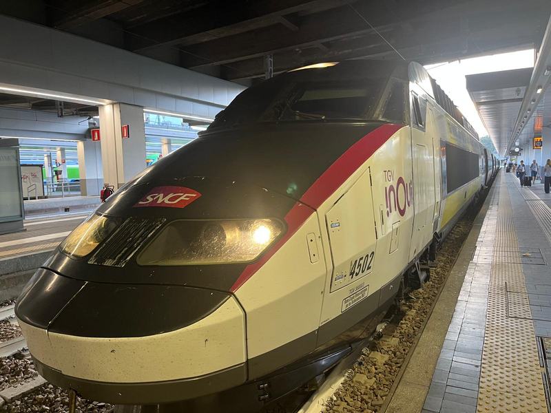 High Speed Train