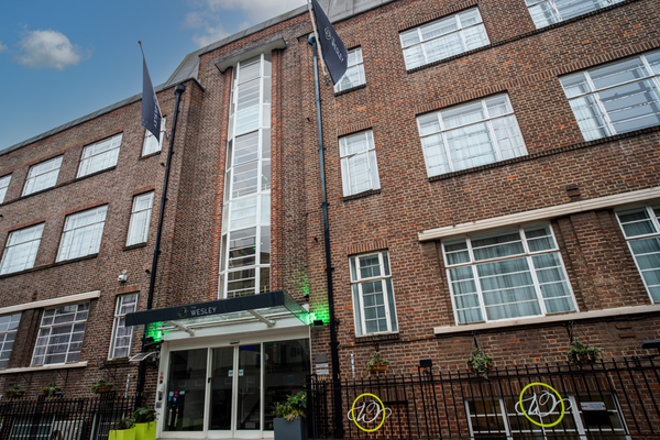 The Wesley Euston - Exterior