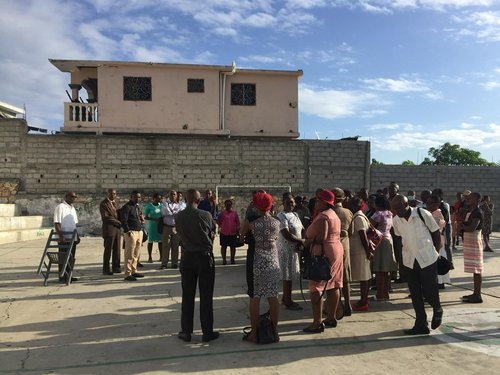 haiti-august-16-church-gathering-to-worship-outside-after-the-earthquake